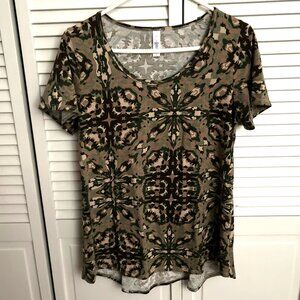 Brand New - Never worn LulaRoe tee shirt - pretty starburst fabric - Size:S